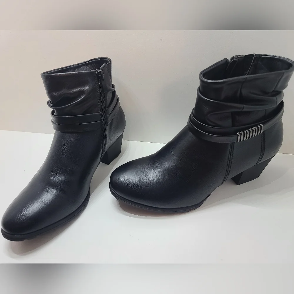 Claire France Leather Ankle Booties - Picture 3 of 7